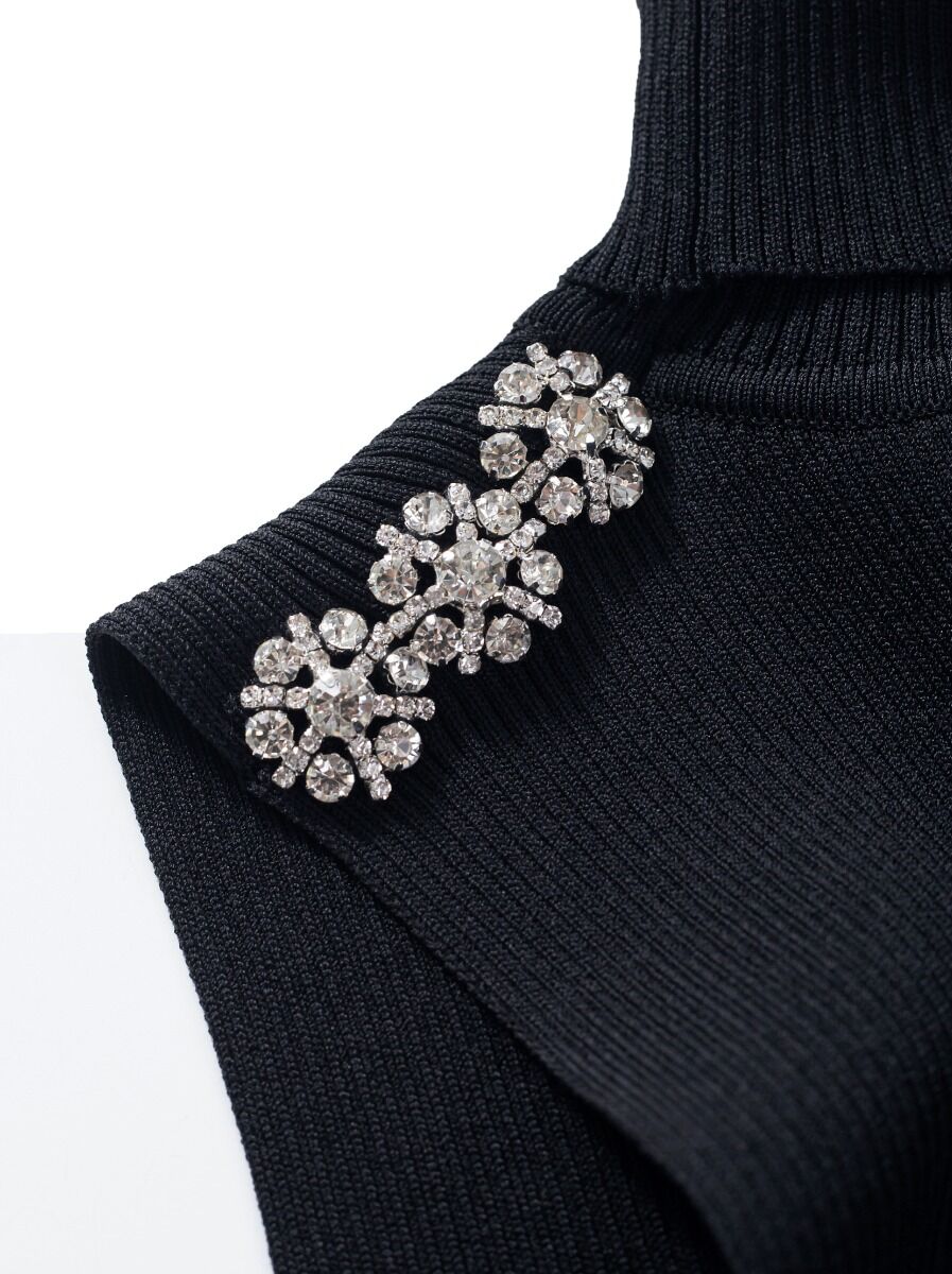 High-neck  embellished dress