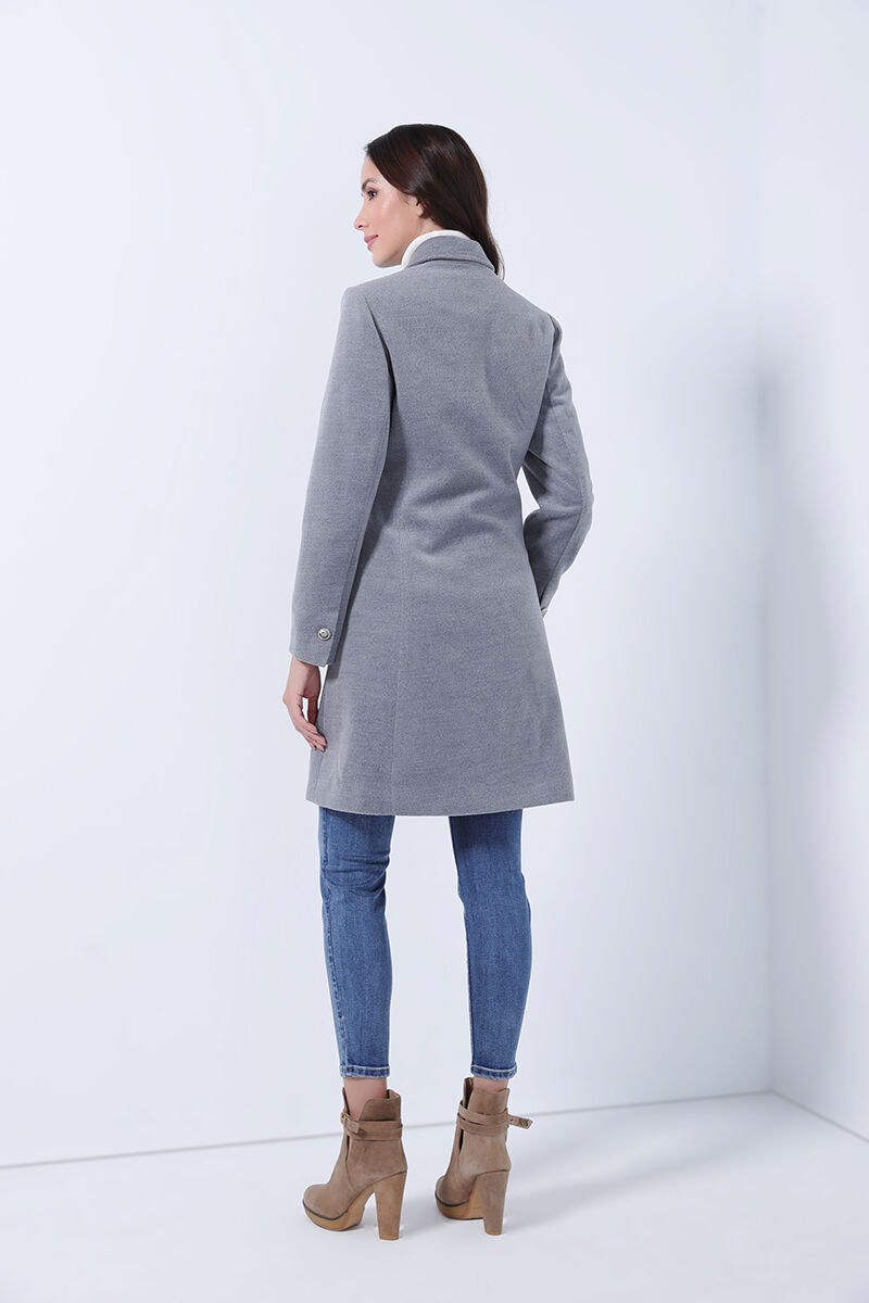 Collared grey coat