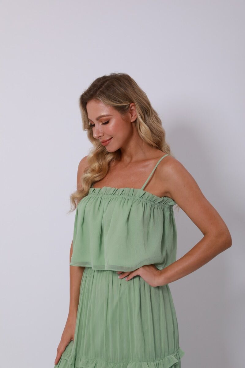  Ruffle Trim Cropped Top