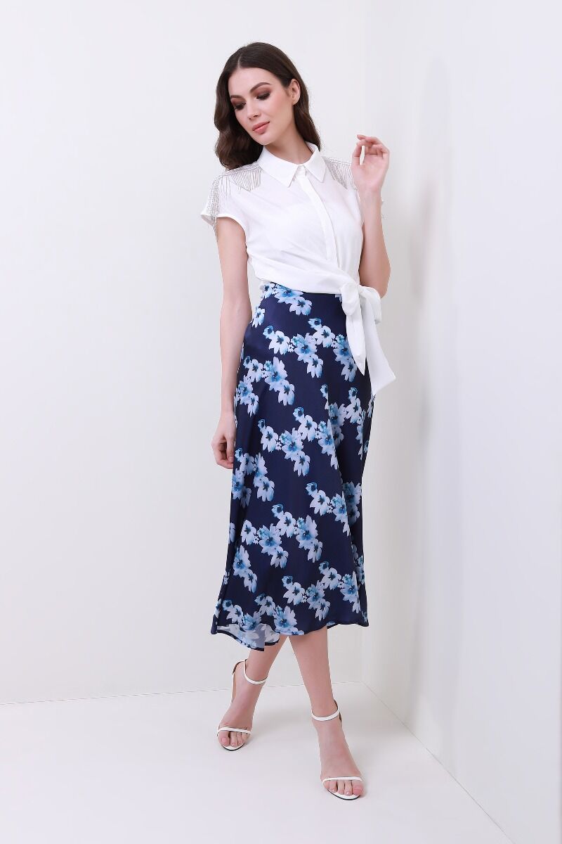 flower print skirt