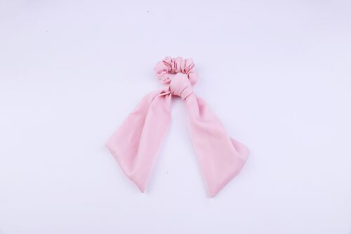 Bow-tie hair scrunchies
