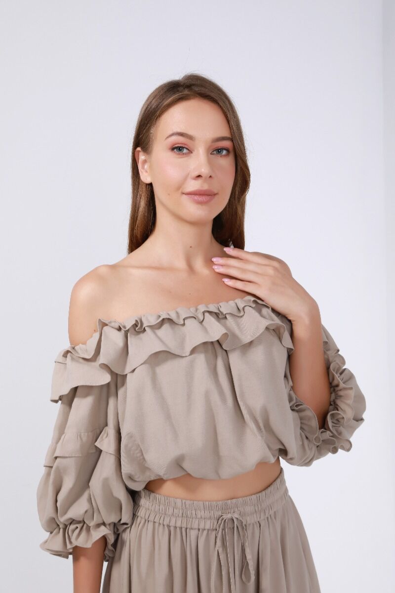 femi 9 off-shoulder ruffle top