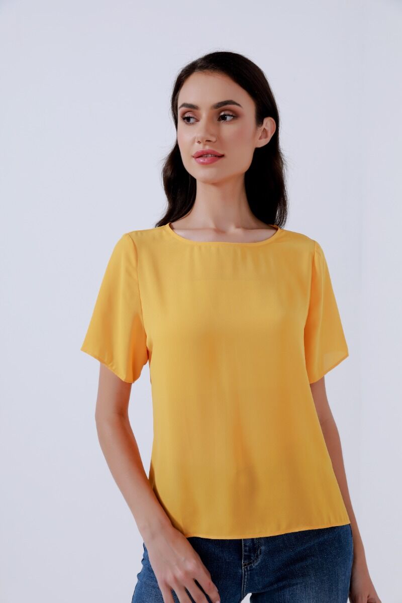 Crepe round neckline top