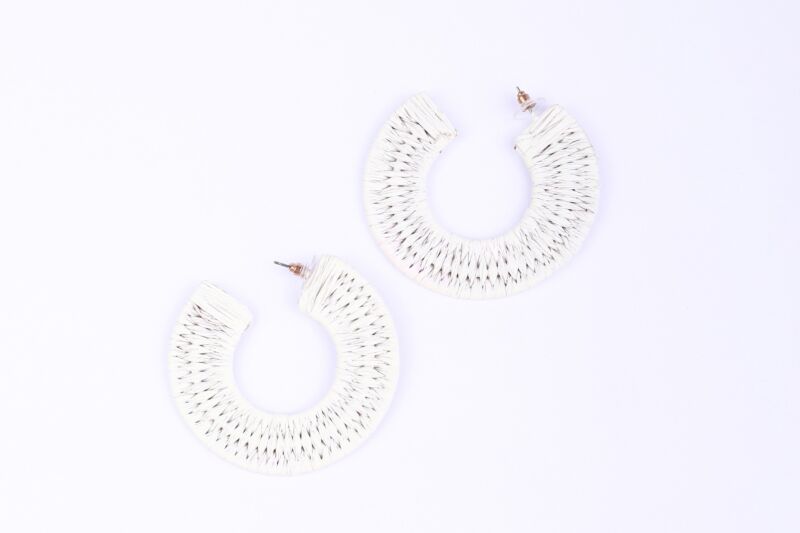 Woven straw earrings